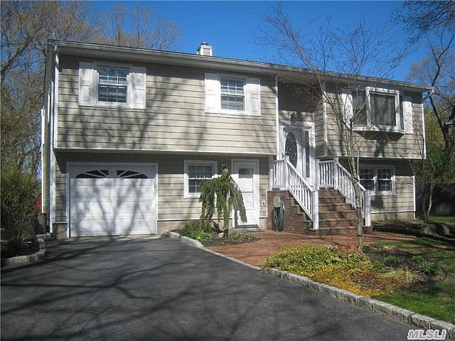1st image of 48 Sheppard Ln