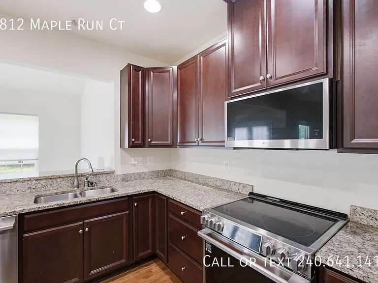 7812 Maple Run Ct — Photo 7