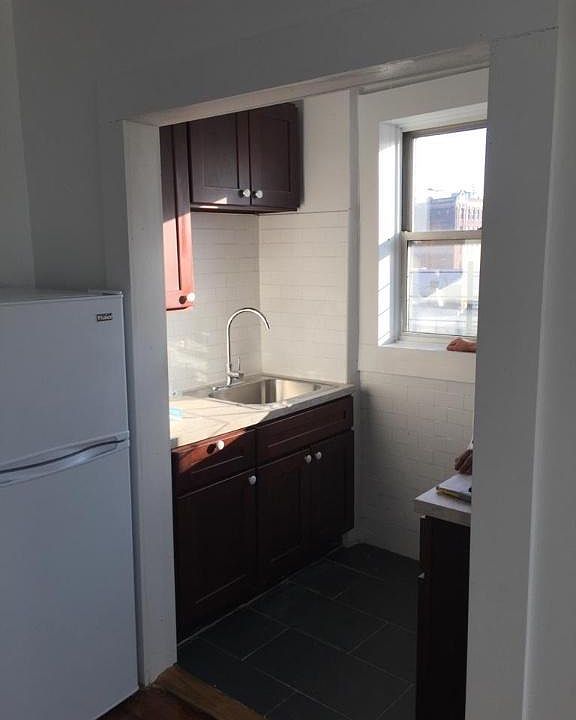 1st image of 8315 4th Ave #400