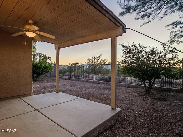 9267 N Red Diamond Ave — Photo 46