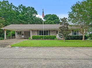 5 Donaghey Ct, North Little Rock, AR 72116