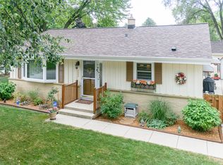 8069 N Pingree Ave, Milwaukee, WI 53224