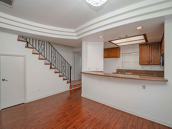 5th image of 4259 Dixie Canyon Ave APT 6