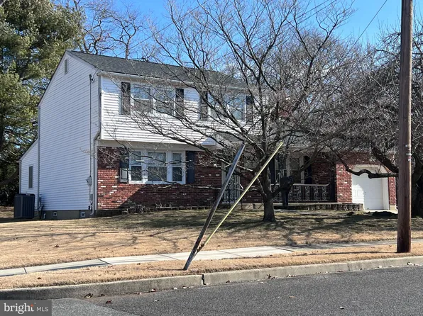 150 Hilbert St, Williamstown, NJ 08094