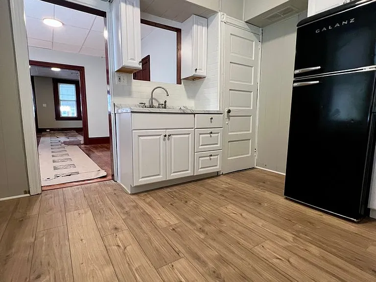 502 Buttonwood St — Photo 9