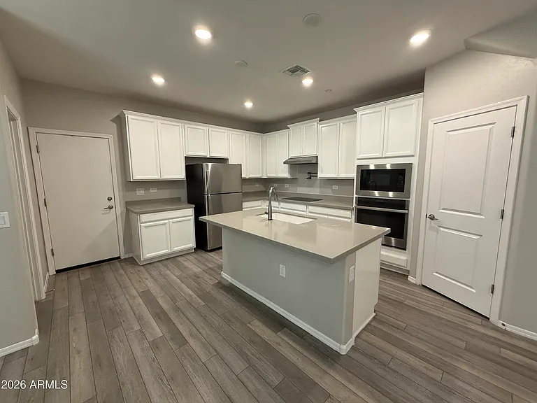 2669 S Peppertree Dr #101 — Photo 6