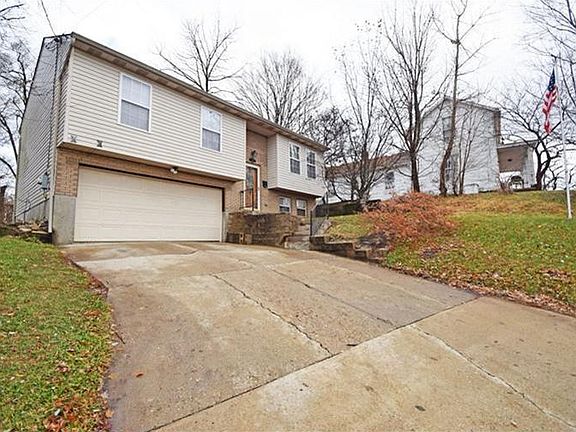 2nd image of 3650 Robinet Dr