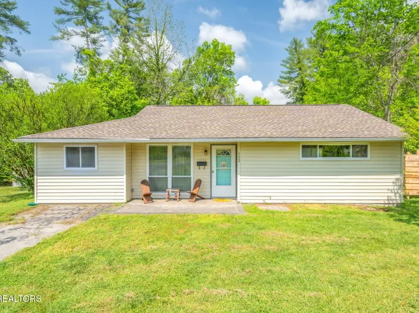 132 W Bryn Mawr Cir, Oak Ridge, TN 37830