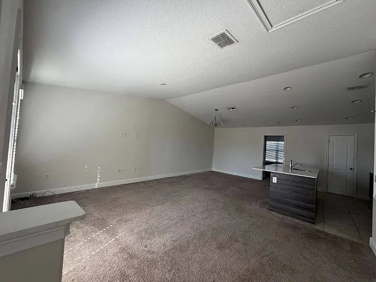 149 Kenny Blvd — Photo 7