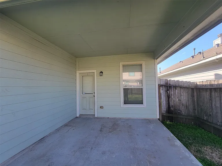 4238 Barossa Valley Ln — Photo 33