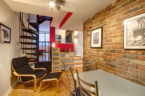 Sold by Compass | media 3