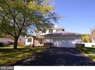 8382 Timberwood Rd, Woodbury, MN 55125