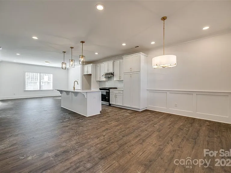 1237 Eastway Dr — Photo 20