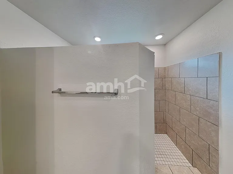 2705 Iberia Ct — Photo 11