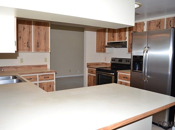 5th image of 18 Forest Hill Dr