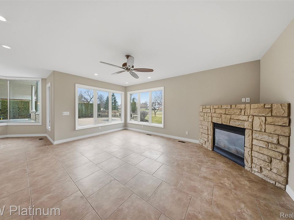 48877 Point Lakeview Dr, photo 23