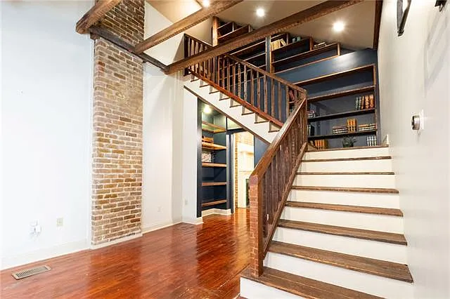 919 Jackson Ave #C — Photo 8