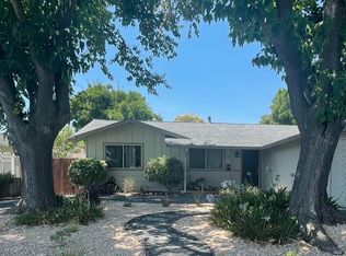 860 Marshall Rd, Vacaville, CA 95687