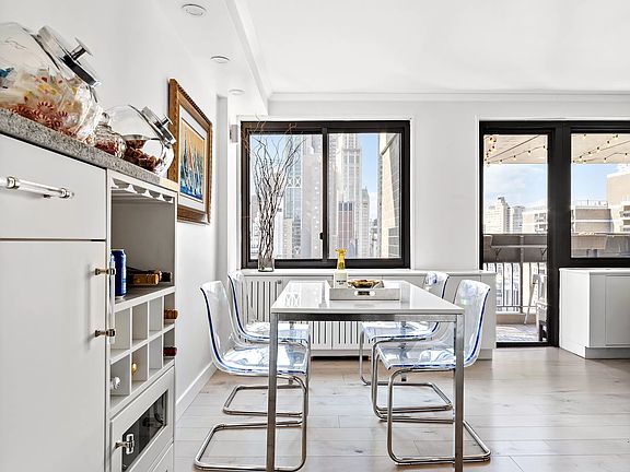 4th image of 100 Beekman St APT 24L