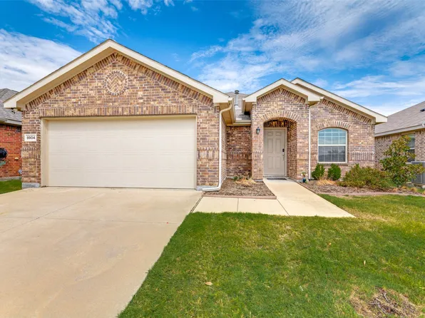 1121 Albany Dr, Fort Worth, TX 76131
