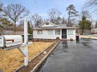 4 Dead End Rd, Rockaway Twp., NJ 07435