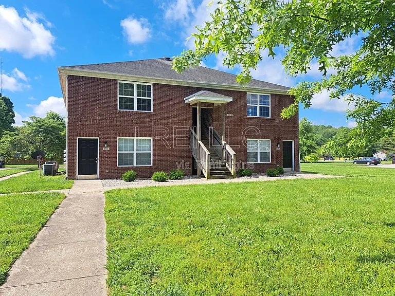 304 Keeneland Dr #2A — Photo 2