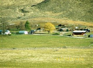 556 Omak Riverside Eastside Rd #A, Omak, WA 98841