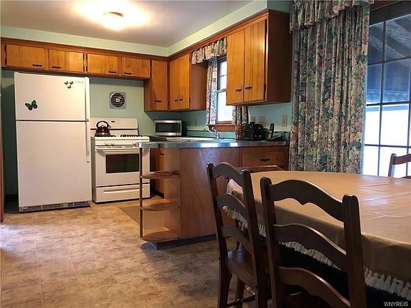 2nd image of 111 Westfall Dr