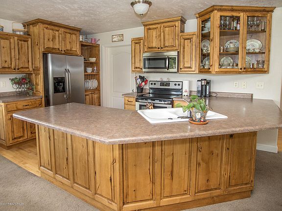 5th image of 539 Kodiak Cres