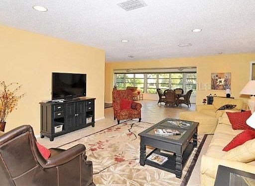 3rd image of 6938 W Country Club N Dr