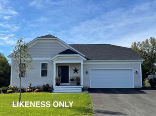 28 Horseshoe Cir, Milton, VT 05468