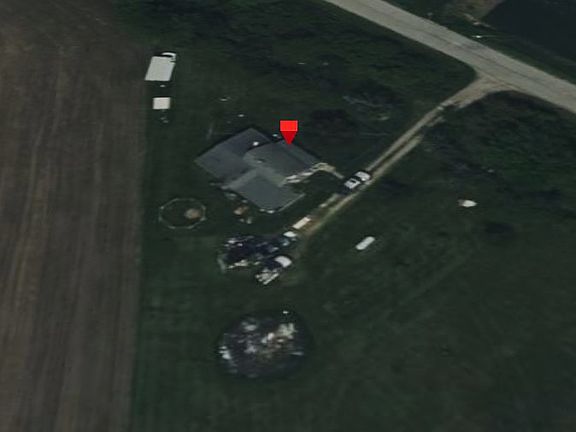 5th image of 8695 Railroad Rd