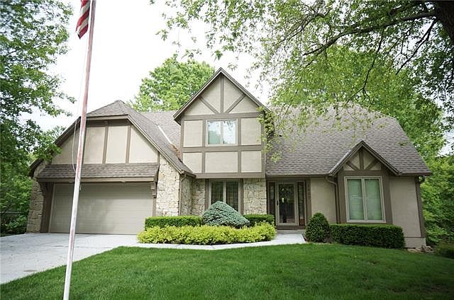 1st image of 1017 NE Remington Ct