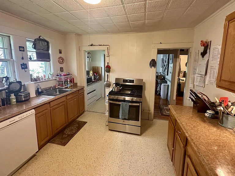 53 Madison St #1 — Photo 17