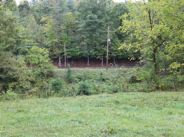 1 Edward Brooks Rd, Campton, KY 41301