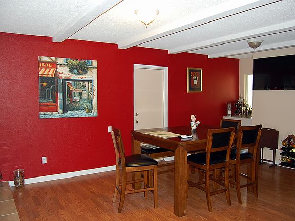 4th image of 1622 Rhone Ave