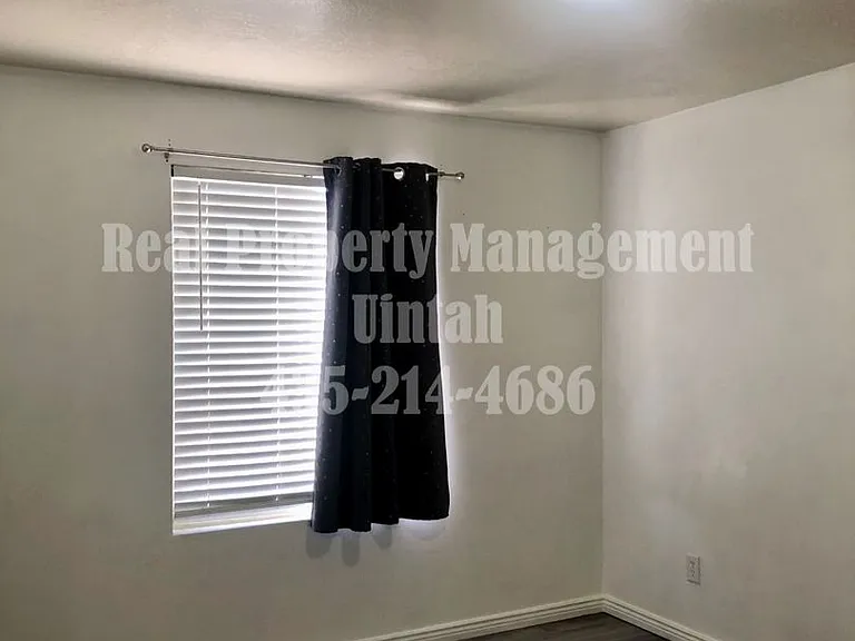 664 S 410 E #C — Photo 20