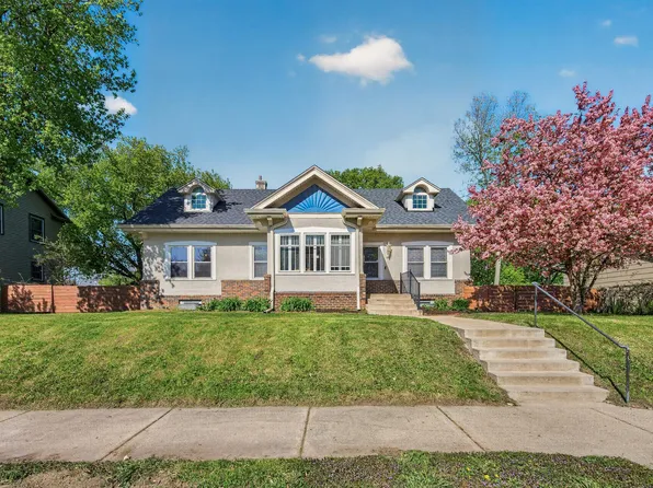 903 Logan Ave N, Minneapolis, MN 55411