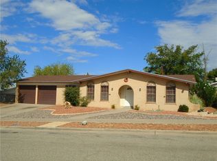 6601 La Cadena Dr, El Paso, TX 79912