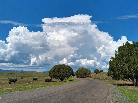 3rd image of 18201 N Crossroads Ranch Rd