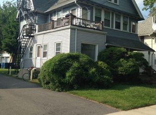 208 Cricket Ave APT 2F, Ardmore, PA 19003