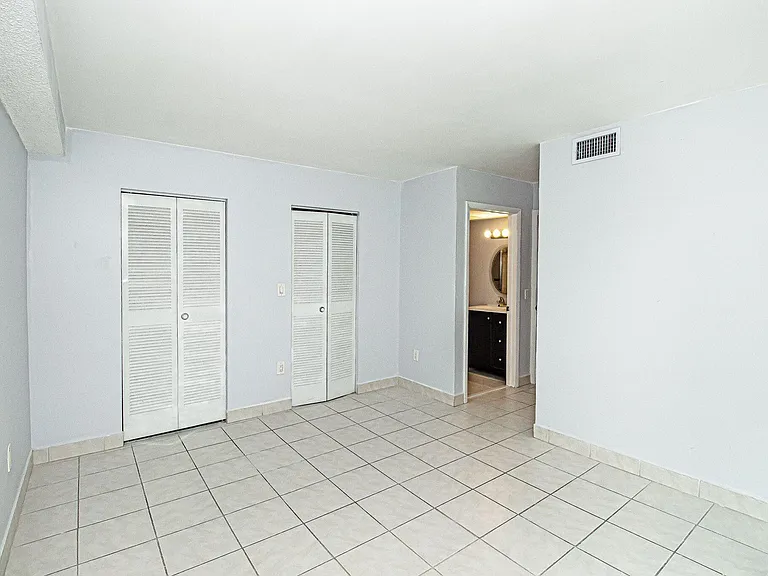 11780 SW 18th St #210-2 — Photo 22