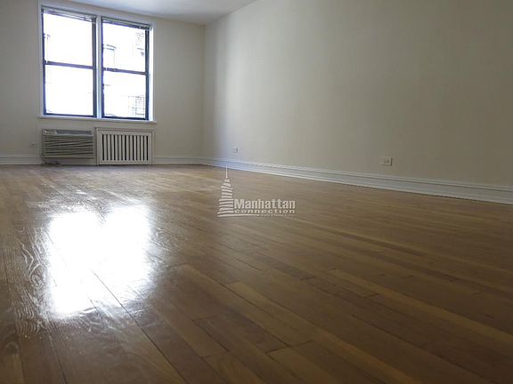 3rd image of 305 W 13th St APT 3A