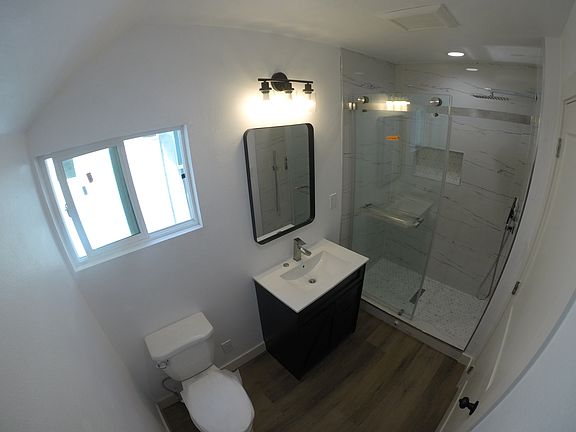 4th image of 4904 Coke Ave #1