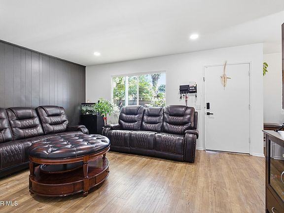 5th image of 1485 Sequoia Ave