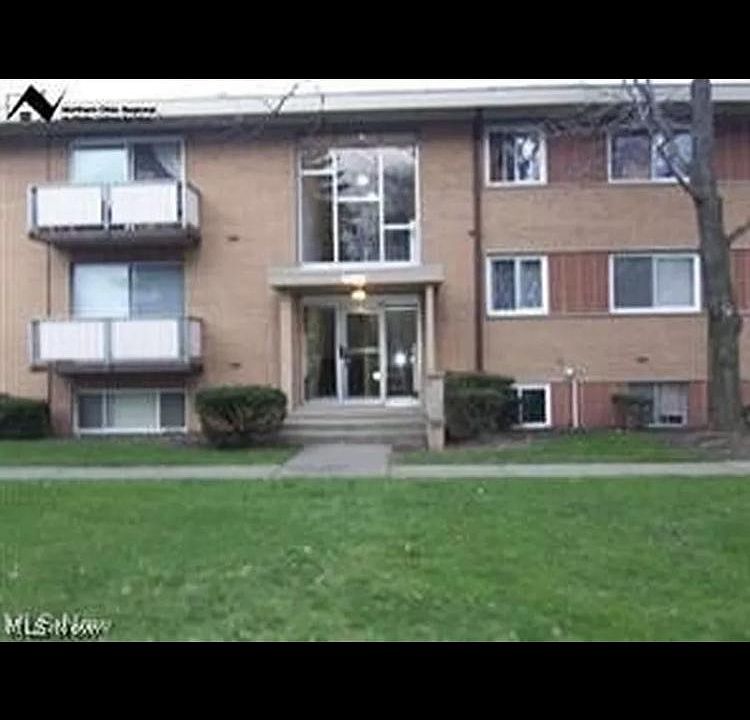 1st image of 22071 River Oaks Dr APT A11