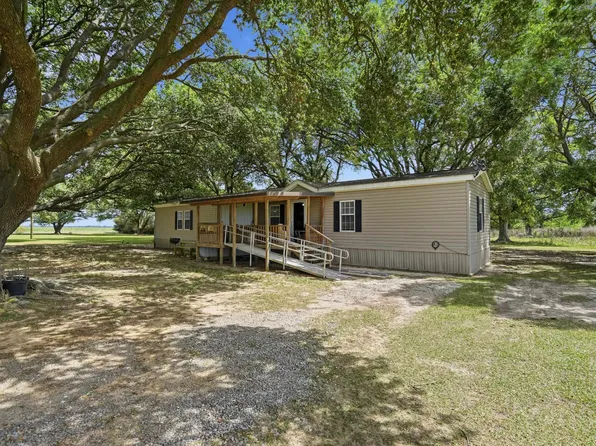 12175 Pine Island Hwy, Welsh, LA 70591
