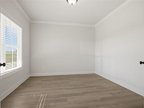 5th image of 97 Boggs Rd