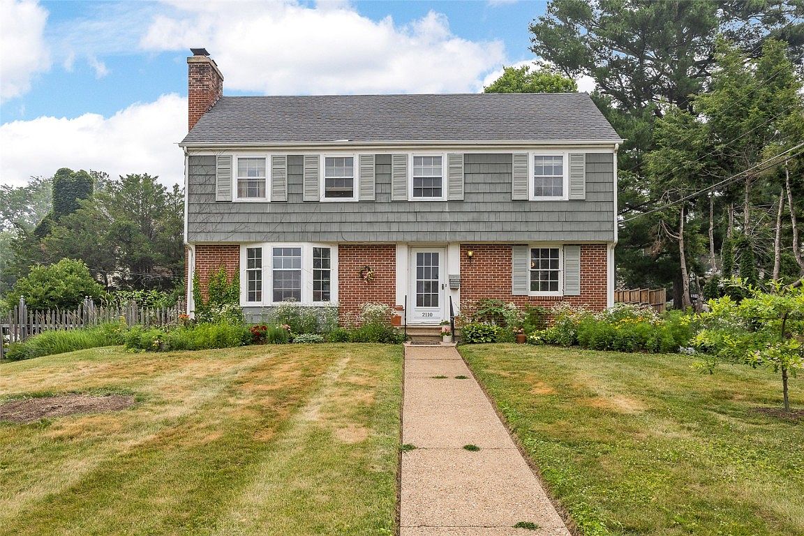 2110 Blake Blvd SE, Cedar Rapids, IA 52403 Zillow