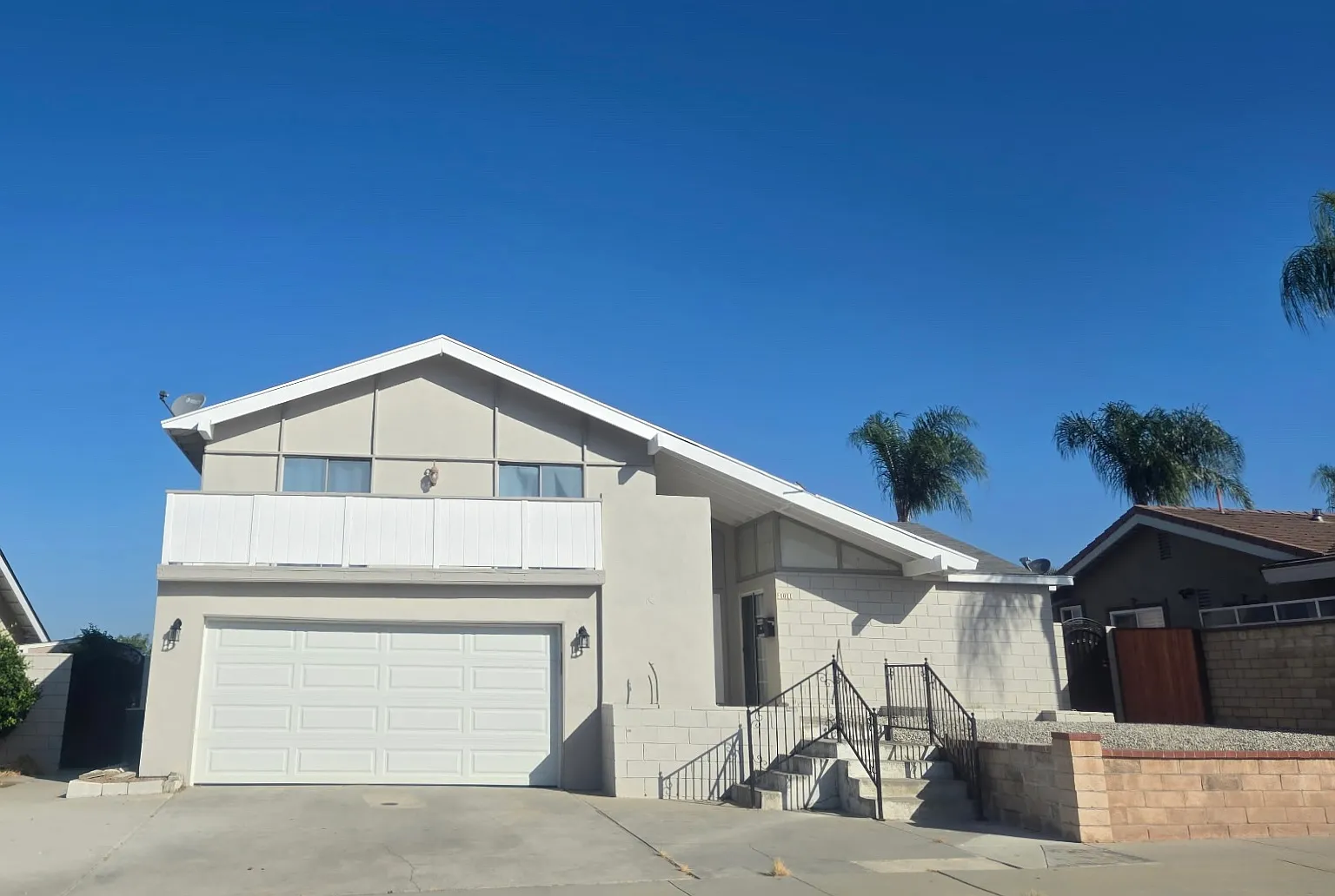 3 bed, 2021 sqft, $3,950 — Photo 1